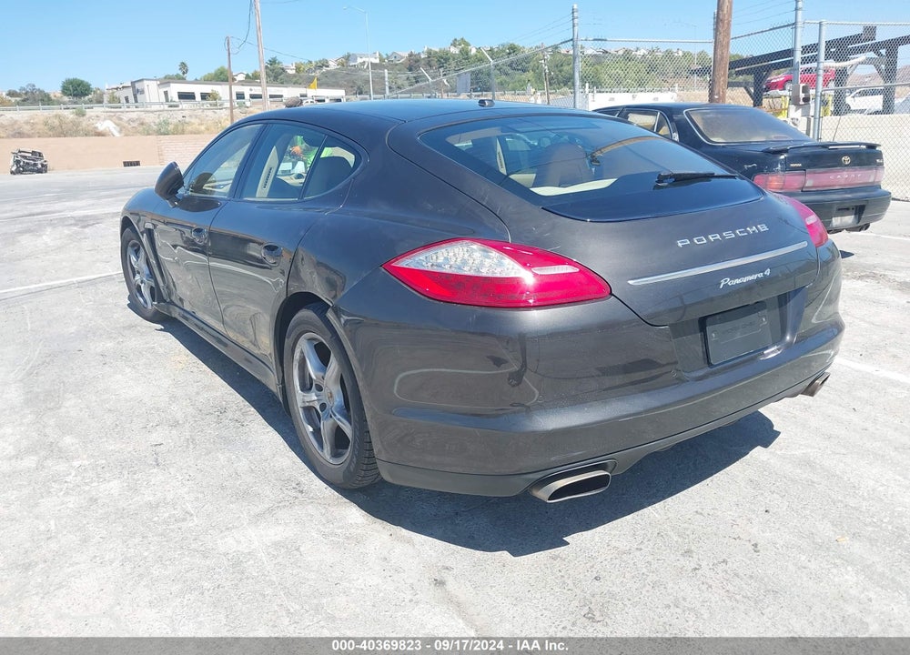 2011 PORSCHE PANAMERA 4 VIN: WP0AA2A70BL011297