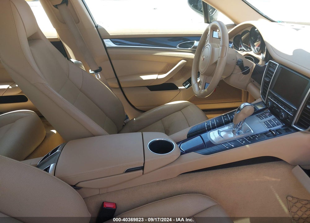 2011 PORSCHE PANAMERA 4 VIN: WP0AA2A70BL011297