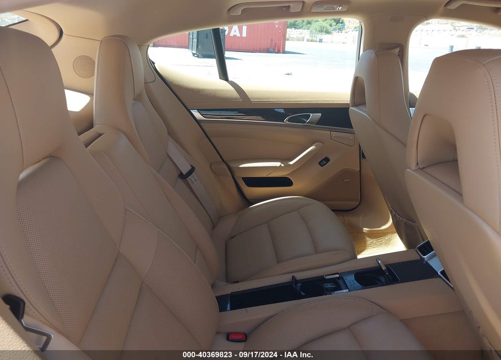 2011 PORSCHE PANAMERA 4 VIN: WP0AA2A70BL011297