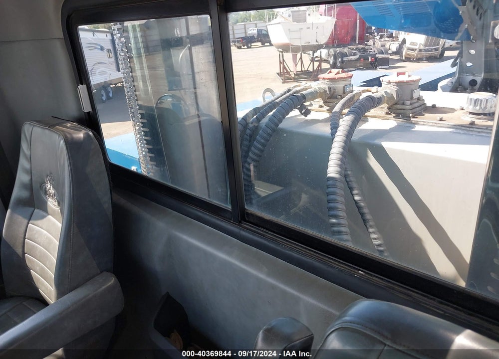 2012 MACK 700 GU700 VIN: 1M2AX04C7CM011056