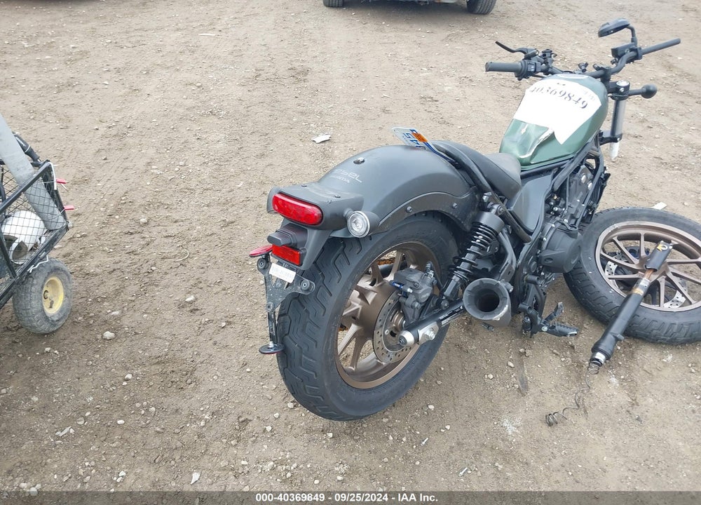 2024 HONDA CMX500 VIN: MLHPC5605R5700328