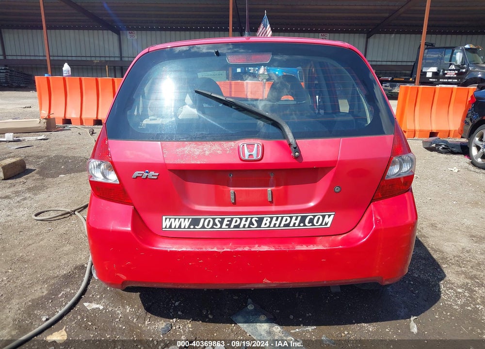 2007 HONDA FIT VIN: JHMGD38417S046090