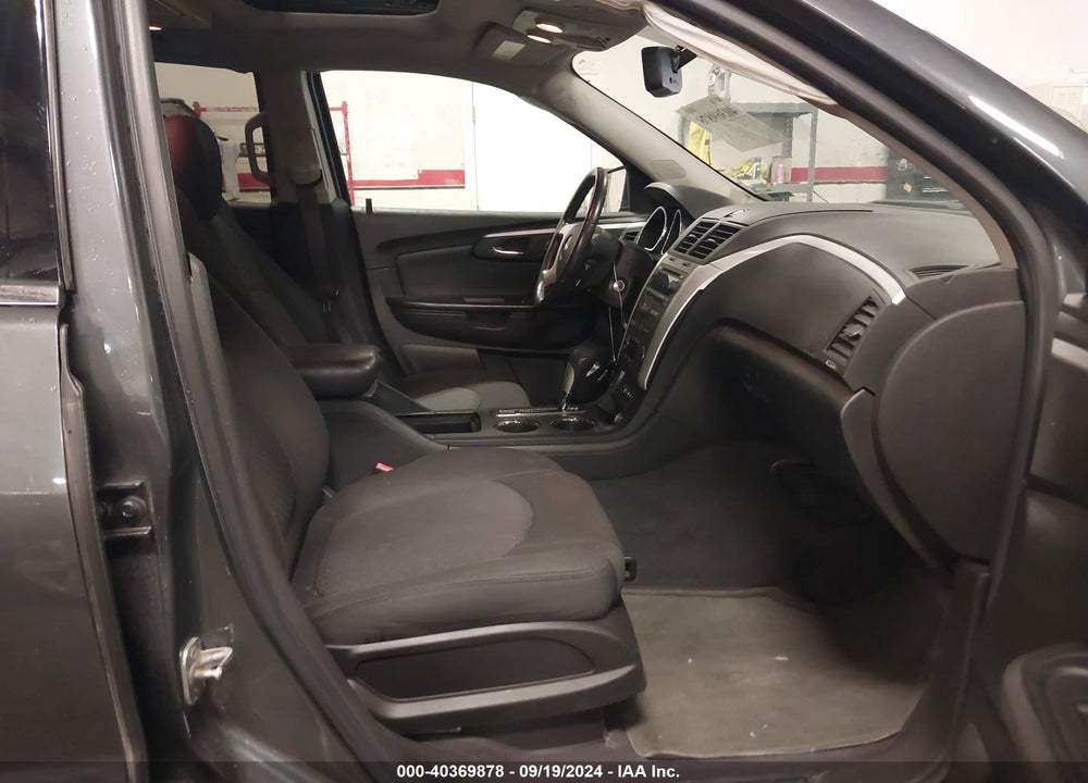 2010 CHEVROLET TRAVERSE LT VIN: 1GNLVFED5AS146131