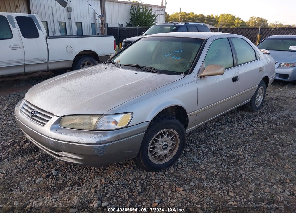 1998 TOYOTA CAMRY LE VIN: 4T1BG22K7WU312361