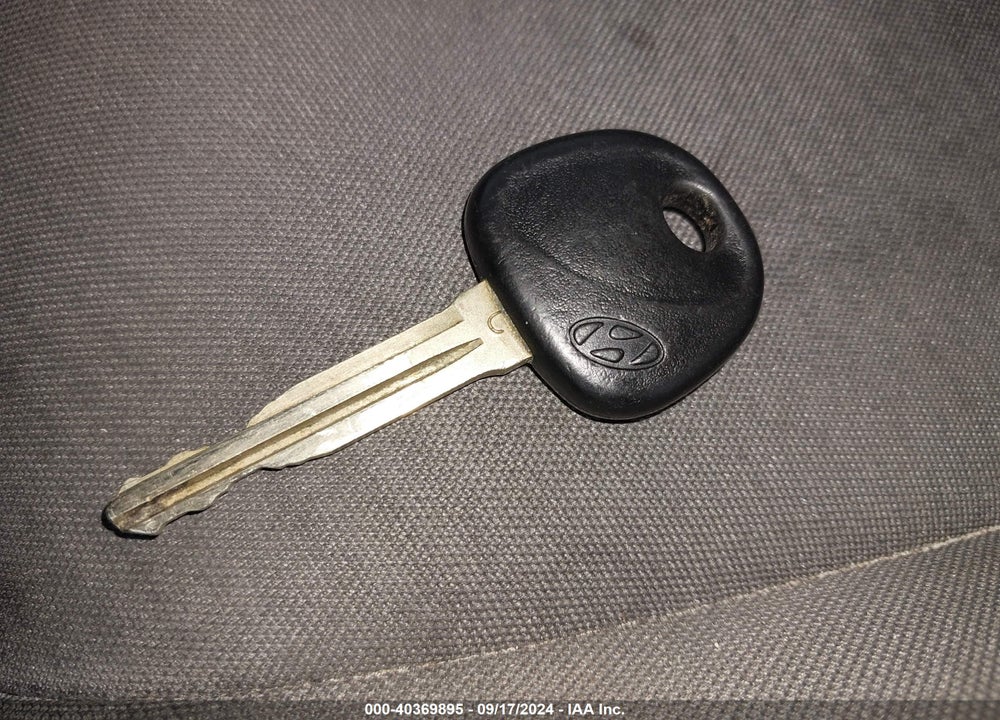 2013 HYUNDAI ELANTRA GLS VIN: KMHDH4AE3DU591253