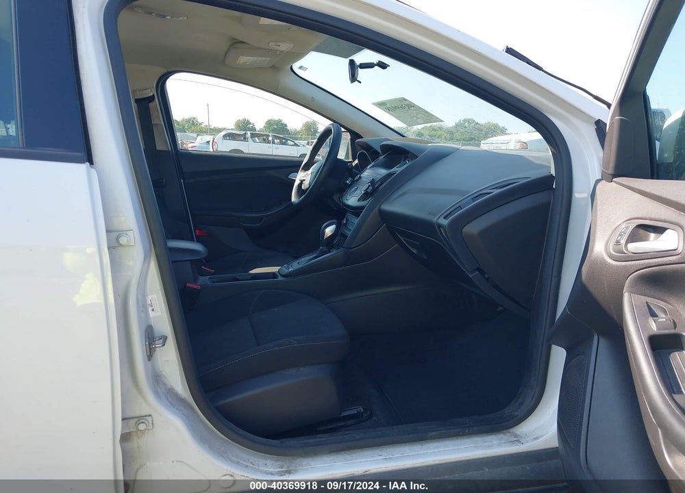2018 FORD FOCUS SE VIN: 1FADP3K29JL214293