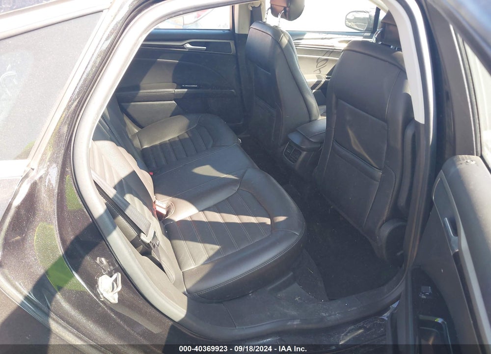 2015 FORD FUSION SE VIN: 3FA6P0HD0FR126757