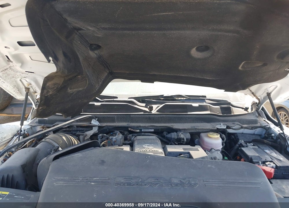 2021 RAM 2500 TRADESMAN 4X4 8' BOX VIN: 3C6UR5HL4MG658187