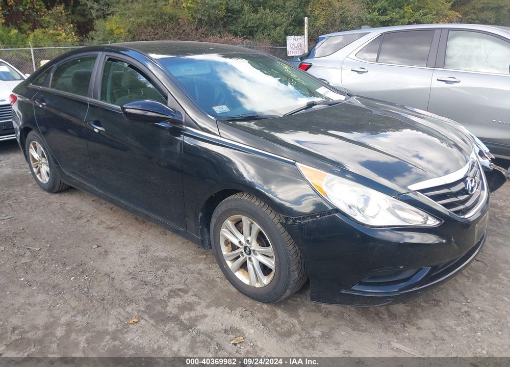 2013 HYUNDAI SONATA GLS VIN: 5NPEB4AC2DH743462