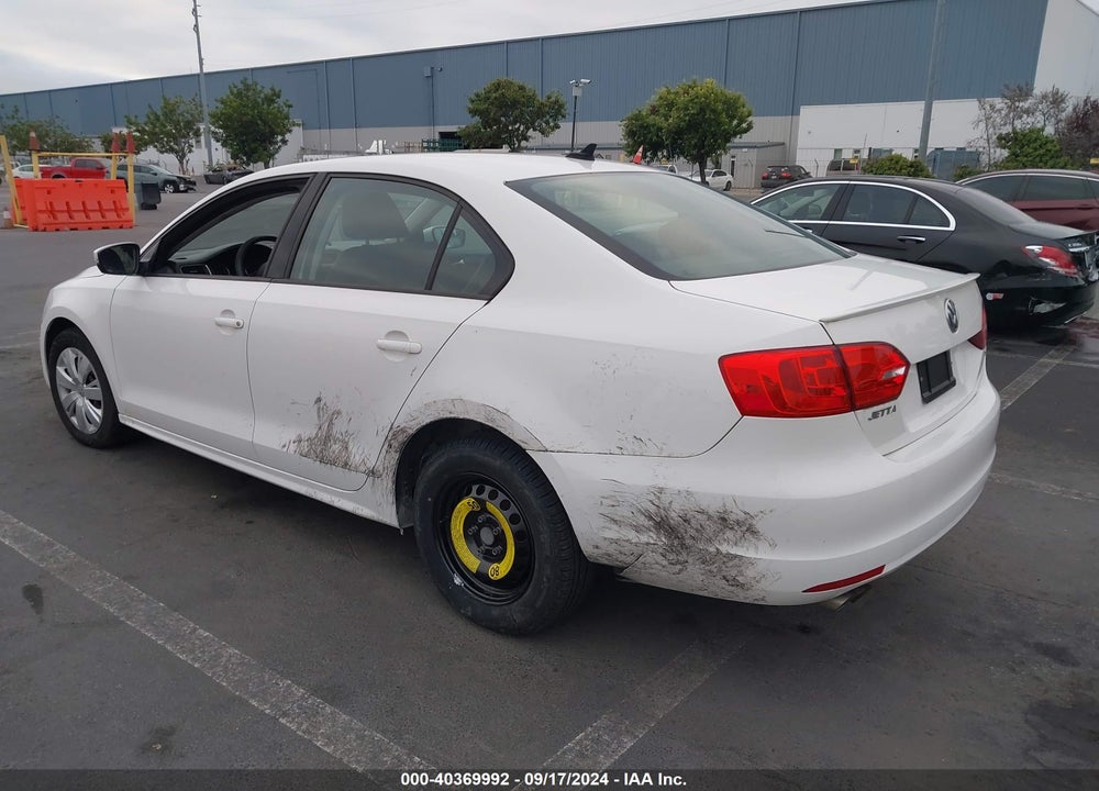 2014 VOLKSWAGEN JETTA 1.8T SE VIN: 3VWD17AJXEM365298
