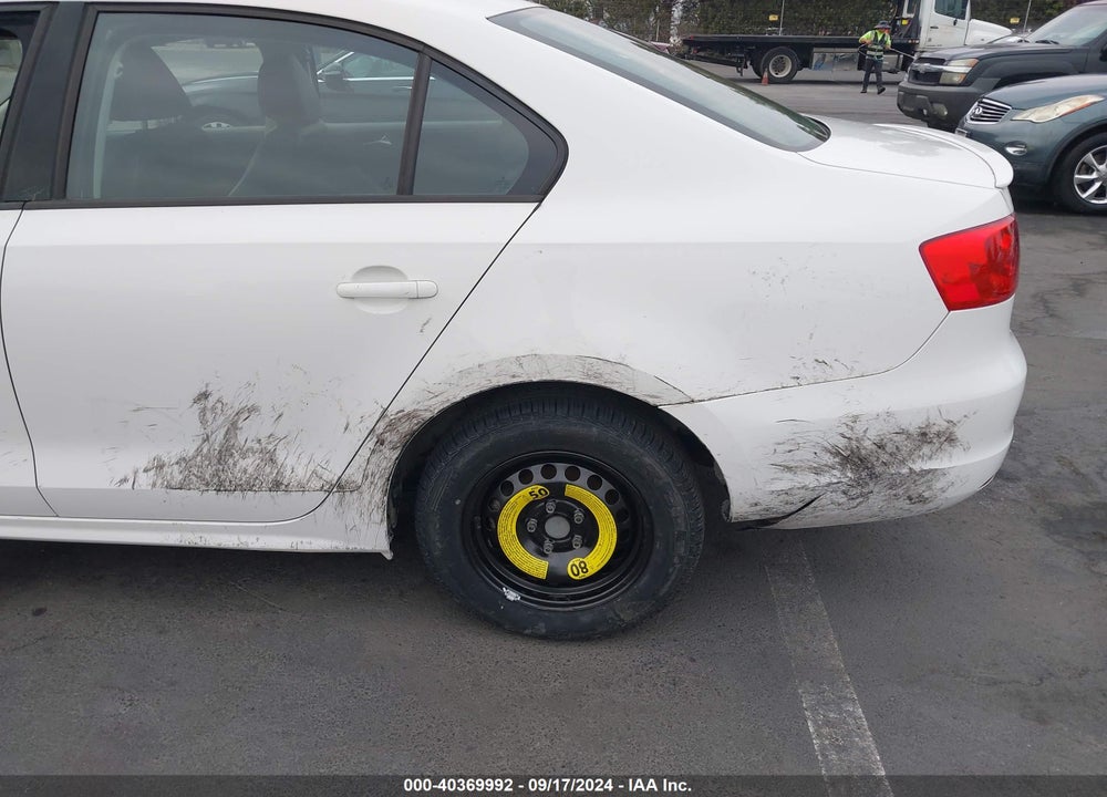 2014 VOLKSWAGEN JETTA 1.8T SE VIN: 3VWD17AJXEM365298
