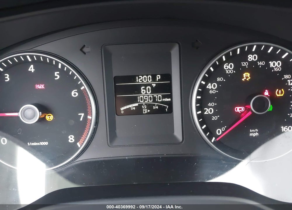 2014 VOLKSWAGEN JETTA 1.8T SE VIN: 3VWD17AJXEM365298