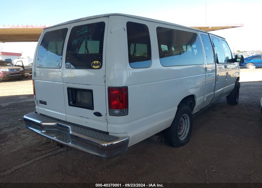2002 FORD E-350 SUPER DUTY XL/XLT VIN: 1FBSS31SX2HA67122
