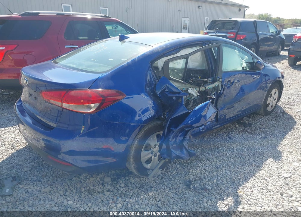2018 KIA FORTE LX VIN: 3KPFK4A75JE280739