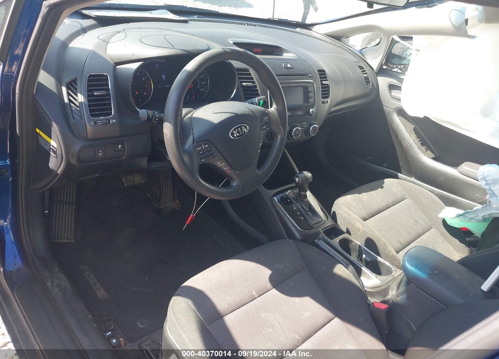 2018 KIA FORTE LX VIN: 3KPFK4A75JE280739