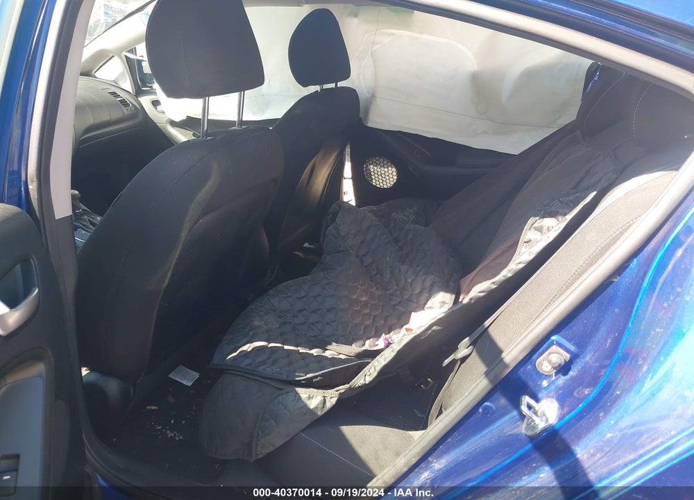 2018 KIA FORTE LX VIN: 3KPFK4A75JE280739