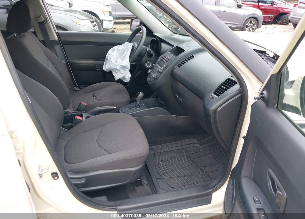 2012 KIA SOUL VIN: KNDJT2A52C7471385