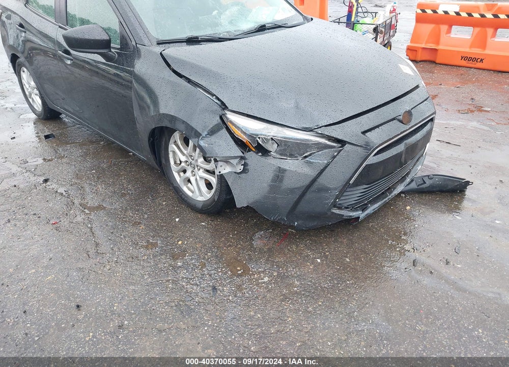 2016 SCION IA VIN: 3MYDLBZV4GY133655