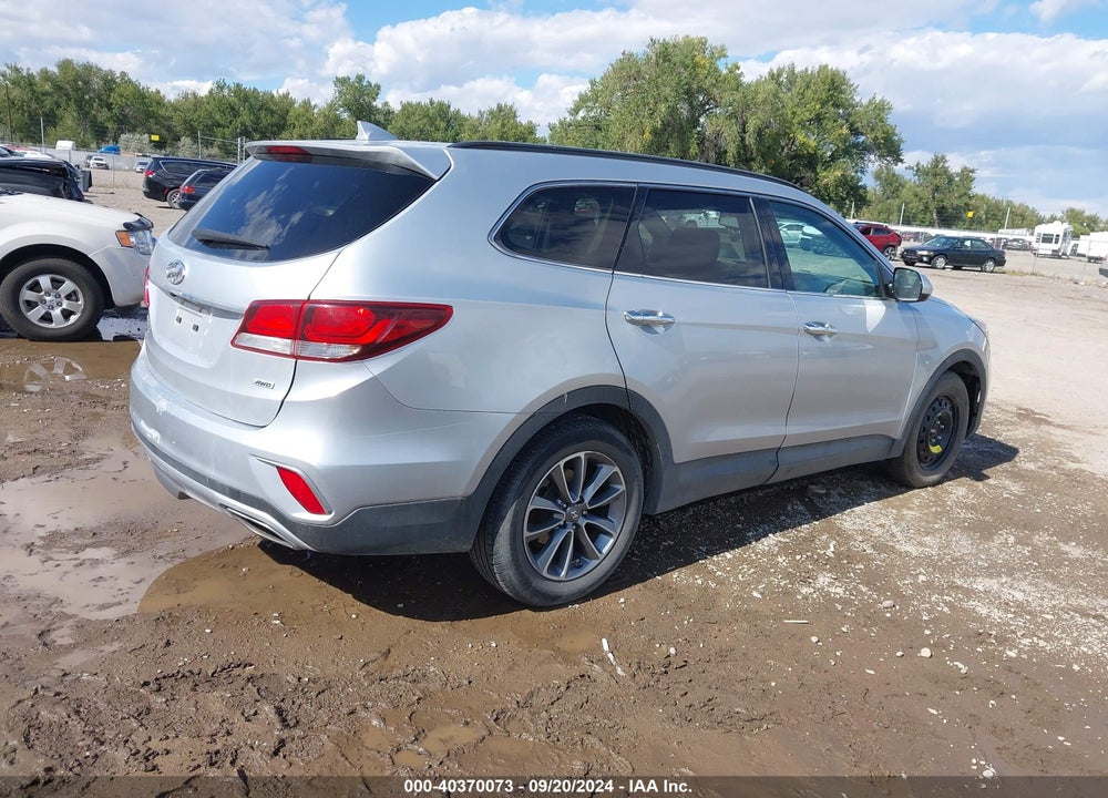 2017 HYUNDAI SANTA FE SE VIN: KM8SMDHF7HU192580
