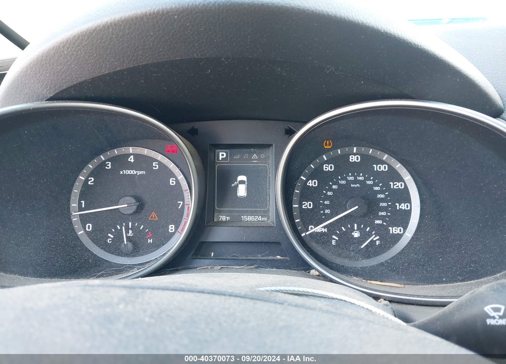 2017 HYUNDAI SANTA FE SE VIN: KM8SMDHF7HU192580