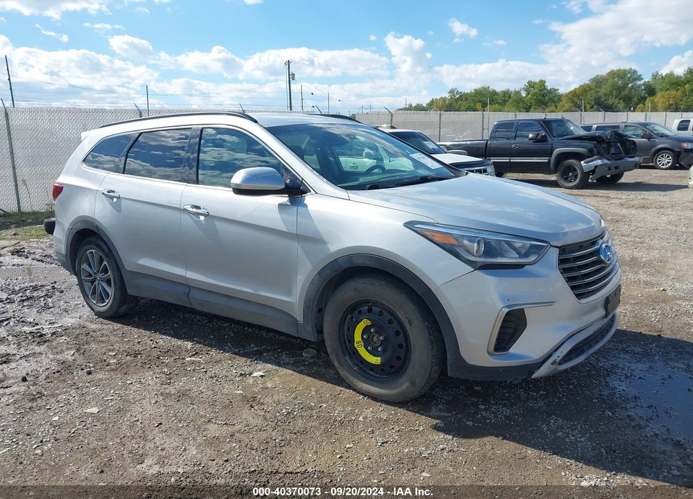 2017 HYUNDAI SANTA FE SE VIN: KM8SMDHF7HU192580