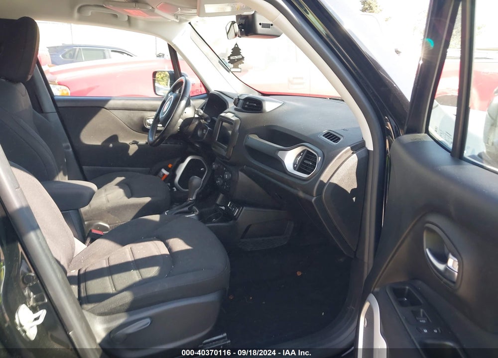 2018 JEEP RENEGADE LATITUDE FWD VIN: ZACCJABB4JPH62256