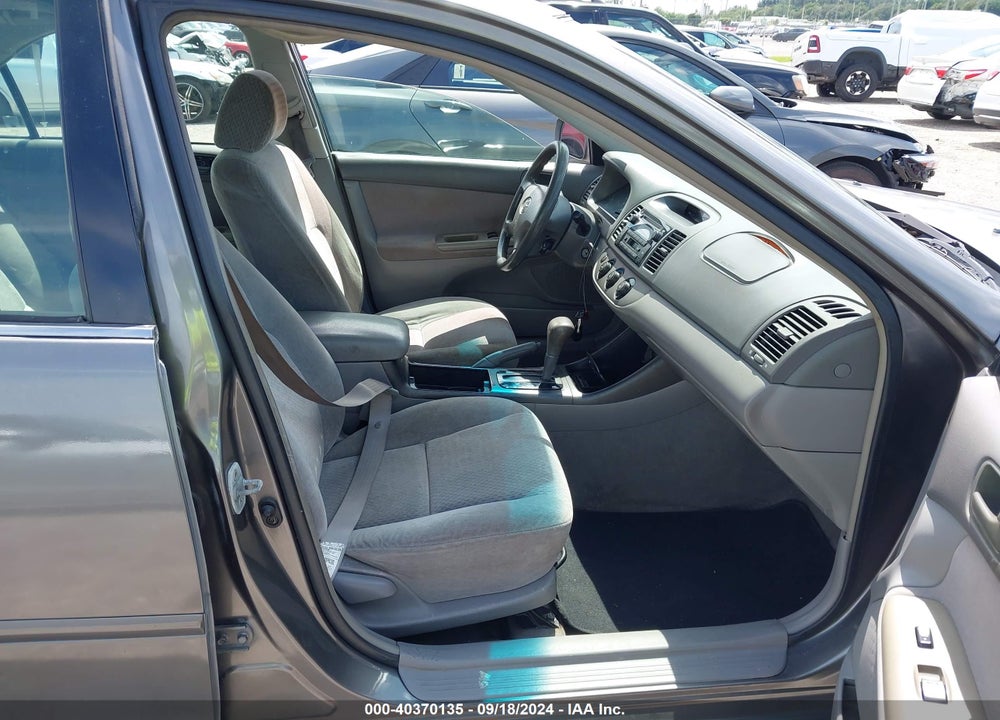 2002 TOYOTA CAMRY LE VIN: 4T1BE32K22U546266