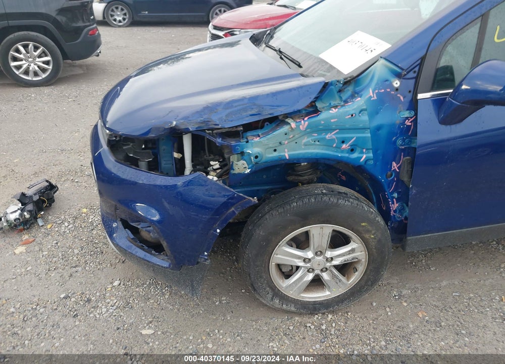 2017 CHEVROLET TRAX LT VIN: 3GNCJLSB8HL185172