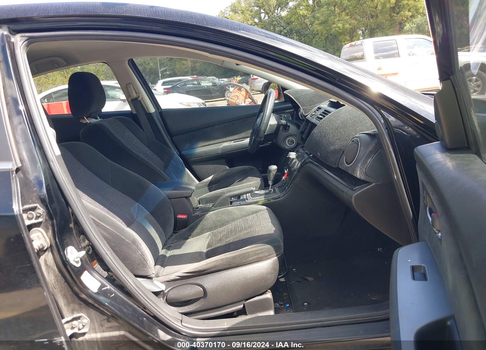 2009 MAZDA 6 I TOURING VIN: 1YVHP82A795M26166