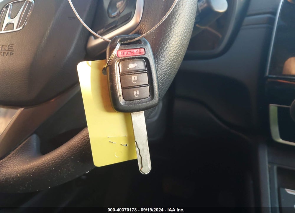2019 HONDA CR-V LX VIN: 2HKRW5H32KH401637