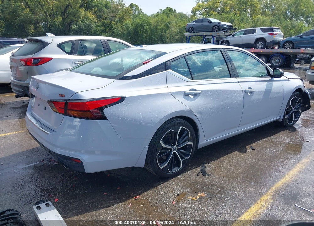 2023 NISSAN ALTIMA SR FWD VIN: 1N4BL4CV6PN425174