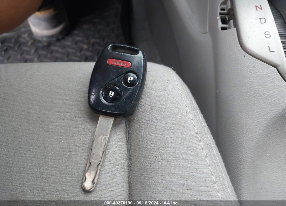 2010 HONDA INSIGHT LX VIN: JHMZE2H57AS009710
