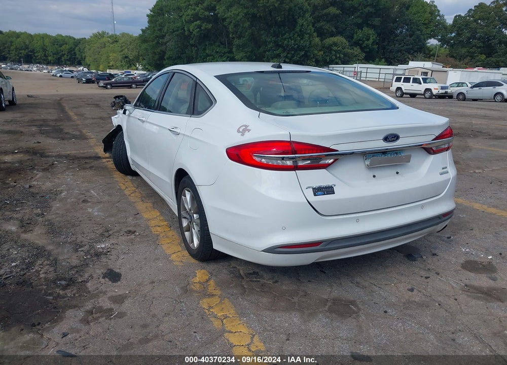 2017 FORD FUSION SE VIN: 3FA6P0HD8HR328121