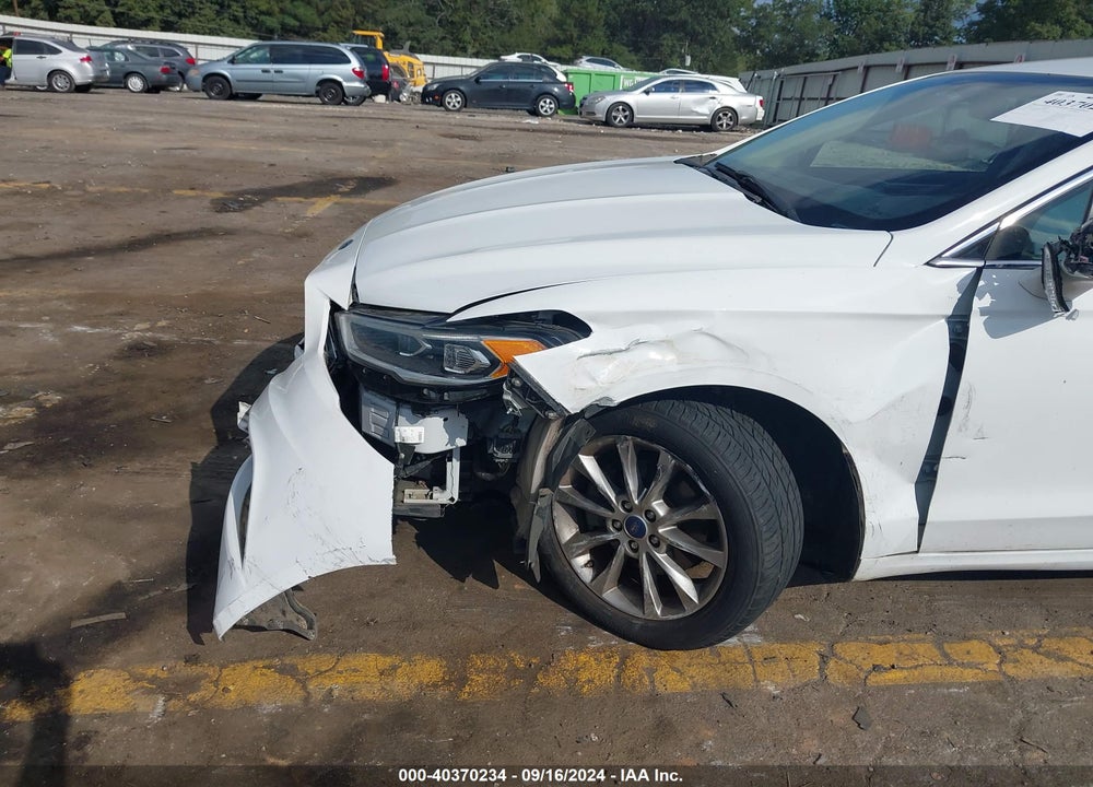 2017 FORD FUSION SE VIN: 3FA6P0HD8HR328121