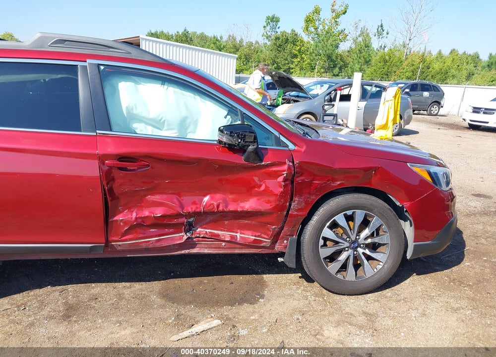 2017 SUBARU OUTBACK 2.5I LIMITED VIN: 4S4BSANC1H3402000