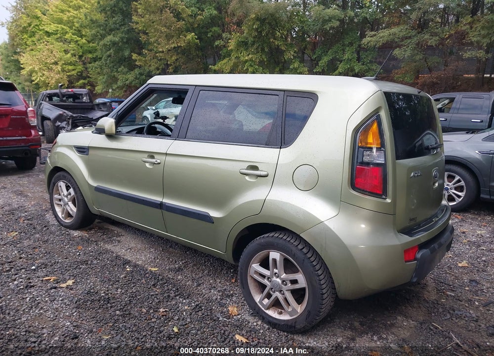 2011 KIA SOUL VIN: KNDJT2A21B7310840