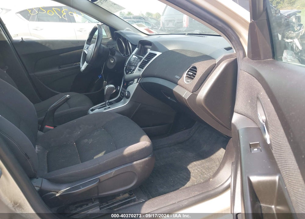 2014 CHEVROLET CRUZE 1LT AUTO VIN: 1G1PC5SB4E7292566