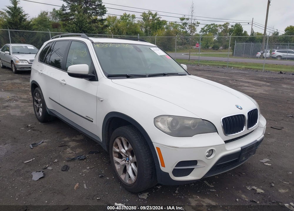 2011 BMW X5 XDRIVE35I/XDRIVE35I PREMIUM/XDRIVE35I SPORT ACTIVITY VIN: 5UXZV4C59BL411663