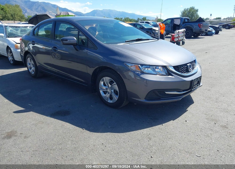 2014 HONDA CIVIC LX VIN: 19XFB2F58EE246084