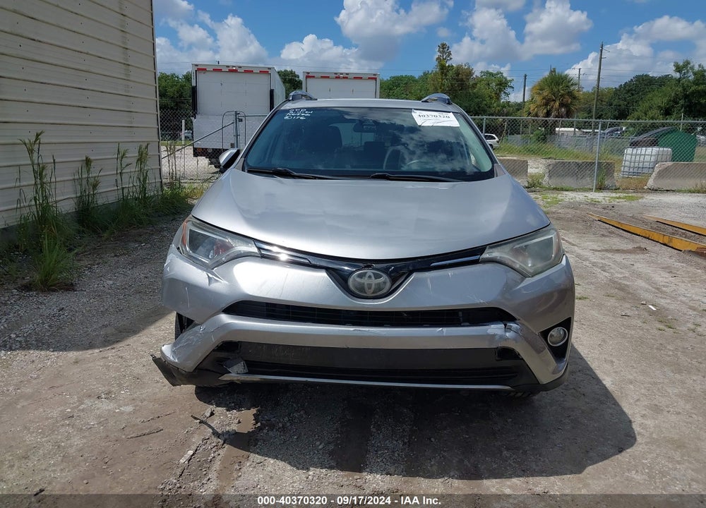 2017 TOYOTA RAV4 XLE VIN: 2T3WFREV9HW355516