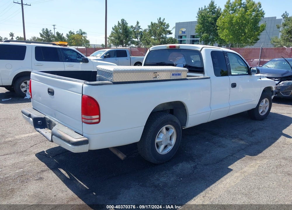 2000 DODGE DAKOTA SLT/SPORT VIN: 1B7GL22X7YS515704