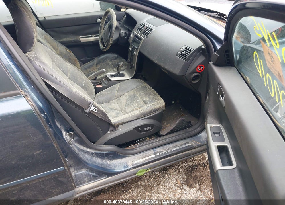 2006 VOLVO S40 T5 VIN: YV1MS682862183062
