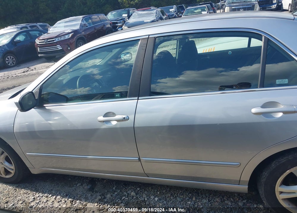 2007 HONDA ACCORD 2.4 SE VIN: JHMCM56357C006514