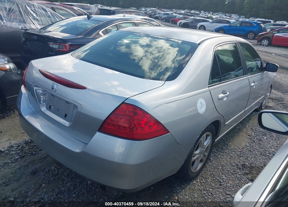 2007 HONDA ACCORD 2.4 SE VIN: JHMCM56357C006514