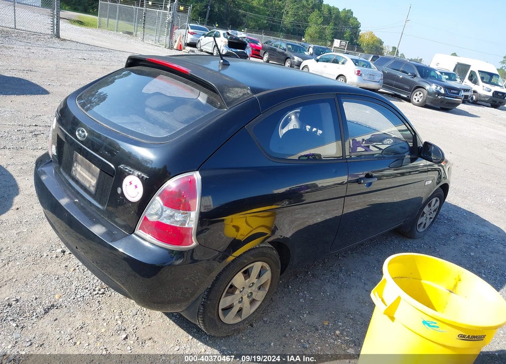 2008 HYUNDAI ACCENT GS VIN: KMHCM36C68U073751