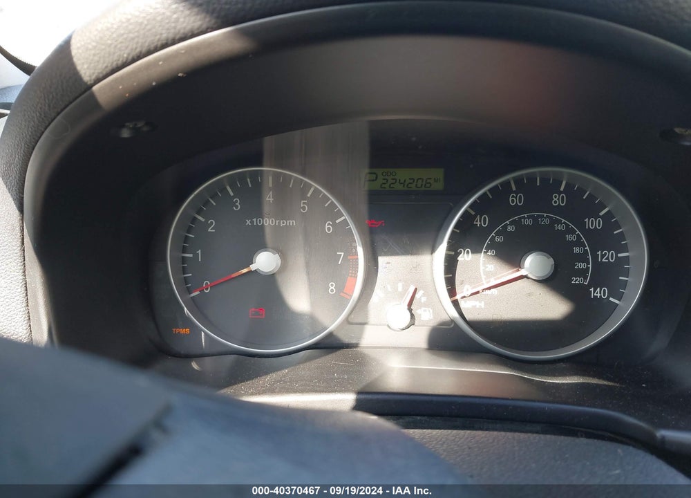 2008 HYUNDAI ACCENT GS VIN: KMHCM36C68U073751