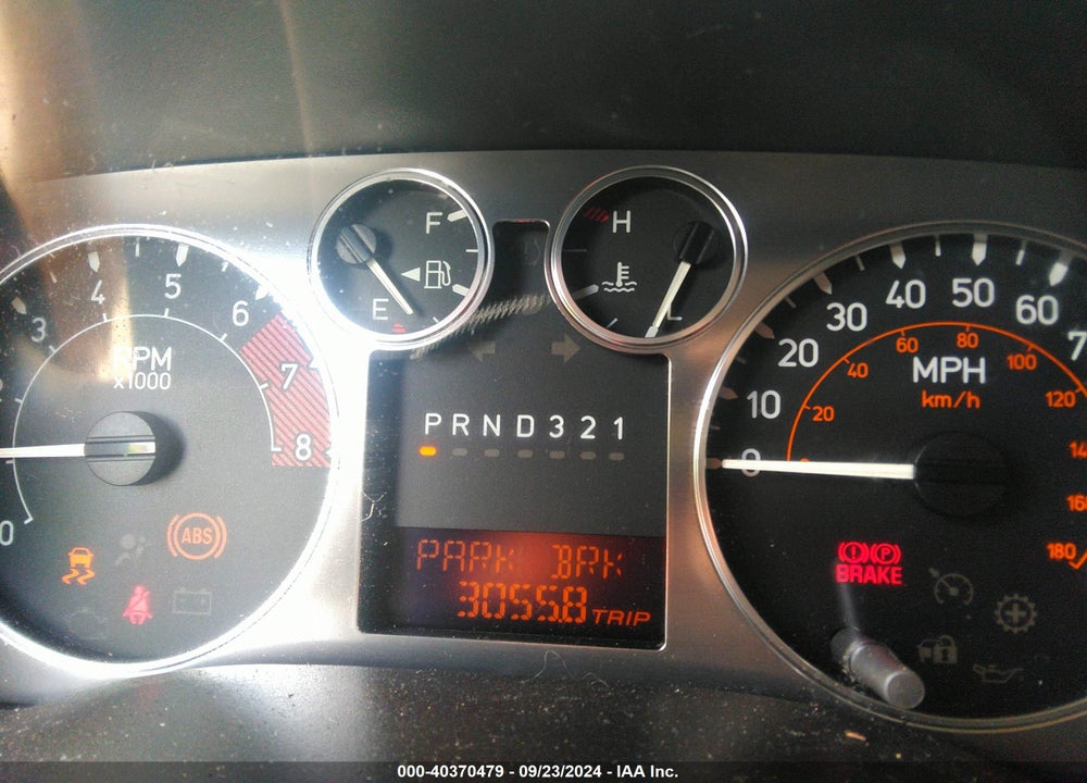 2007 HUMMER H3 SUV VIN: 5GTDN13E678179942