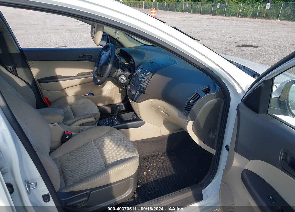2010 HYUNDAI ELANTRA TOURING GLS VIN: KMHDB8AE6AU059192