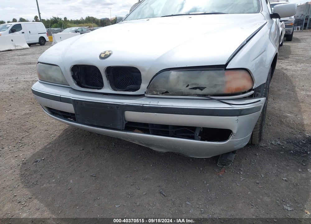 2000 BMW 528IA VIN: WBADM6349YGU14062