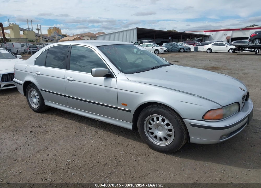 2000 BMW 528IA VIN: WBADM6349YGU14062